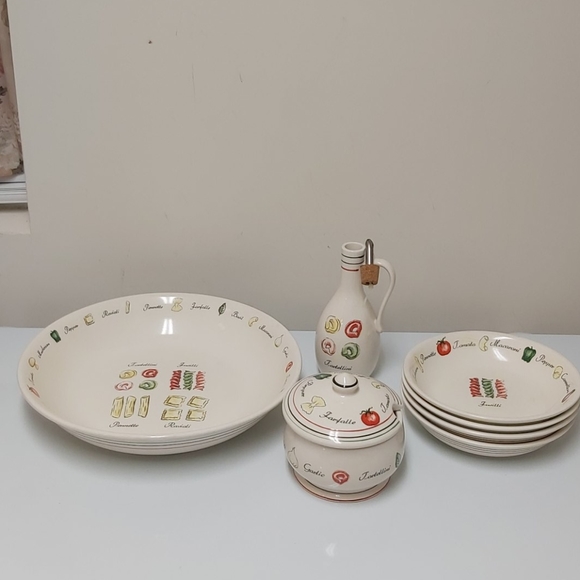 Beautiful Set Of Pasta Dishes - Picture 10 of 10